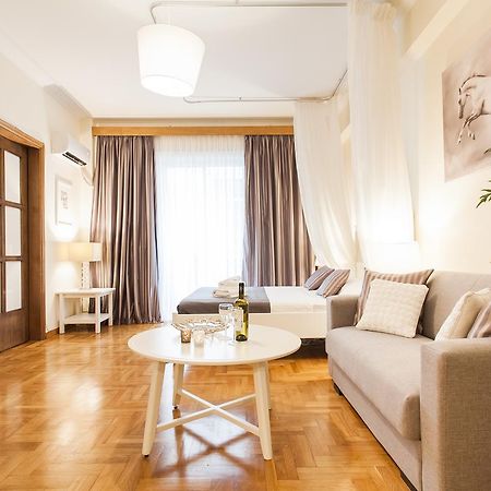Athenian Home By Livin Urbban ภายนอก รูปภาพ