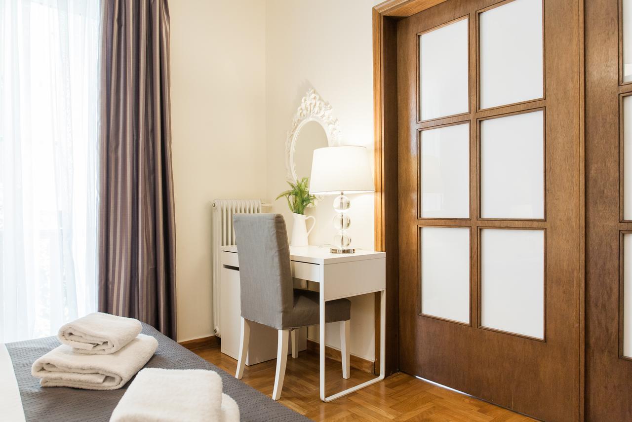Athenian Home By Livin Urbban ภายนอก รูปภาพ